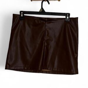 Brown faux leather mini skirt